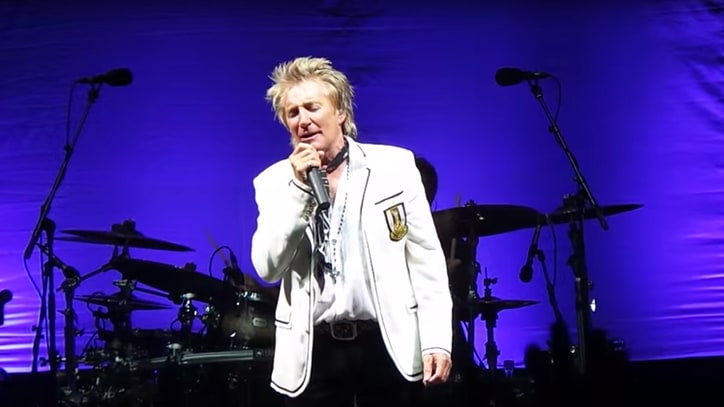 Watch Rod Stewart Reunite With Faces at Benefit Gig