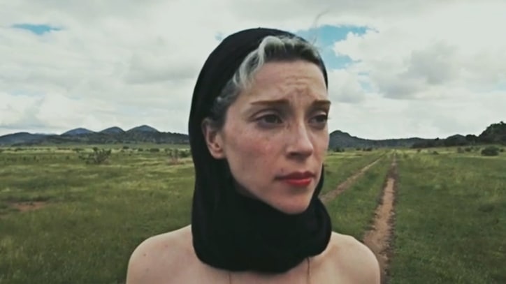 Watch St. Vincent Ramble Through Texas, Warble National Anthem
