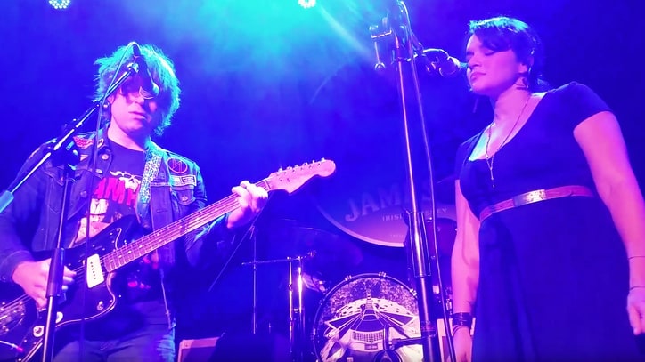 Watch Ryan Adams, Norah Jones Cover 'Old Man' at Neil Fest