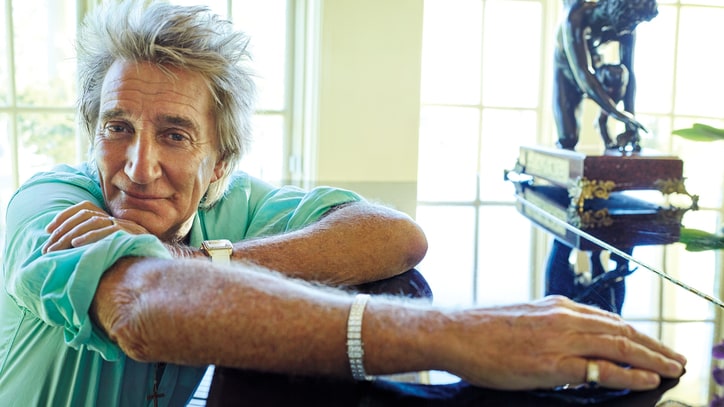 How Rod Stewart Thrilled Vegas, Reunited Faces, Found Happiness at 70