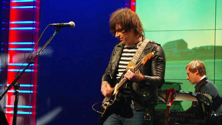 Watch Ryan Adams Cover Taylor Swift on 'Daily Show'
