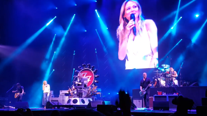 Watch Jewel Duet With Dave Grohl on 'Stop Draggin' My Heart Around'