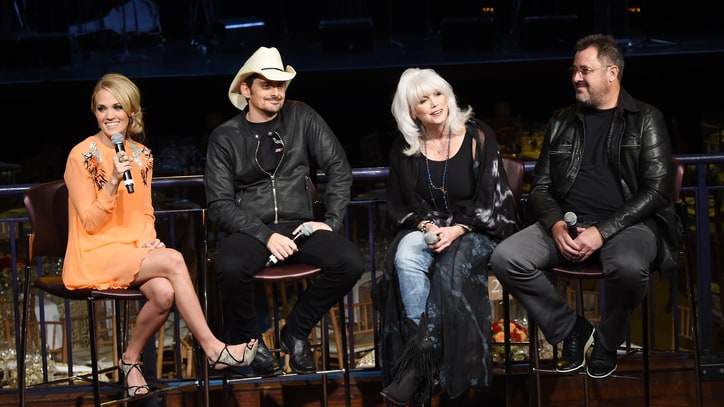 All for the Hall 2015: Paul Simon, Brad Paisley Trade Riffs and Jabs