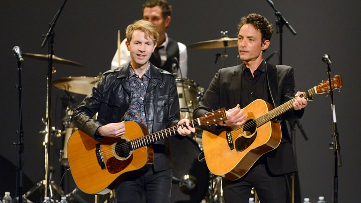Watch Beck, Fiona Apple Cover California Classics at Tribute Concert