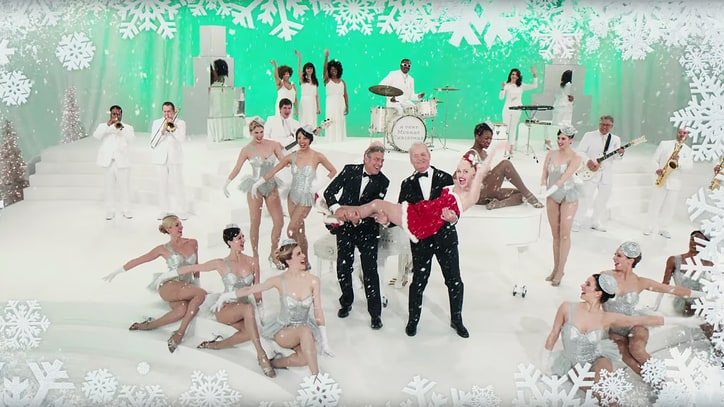 Watch Clooney, Miley Save Holidays in 'Very Murray Christmas' Teaser