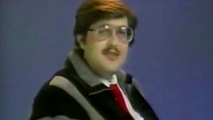 Hot Chip Drop Retro Video for Springsteen 'Dancing in the Dark' Cover
