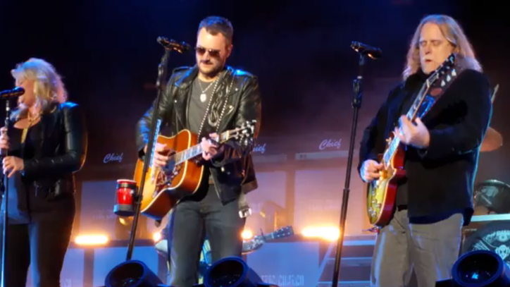 Watch Eric Church and Warren Haynes Duet on 'The Weight'