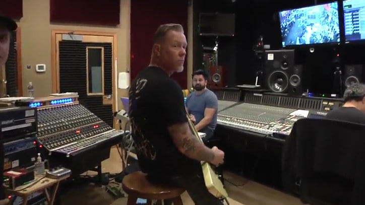 See James Hetfield Play Crushing New Metallica Riff in Studio