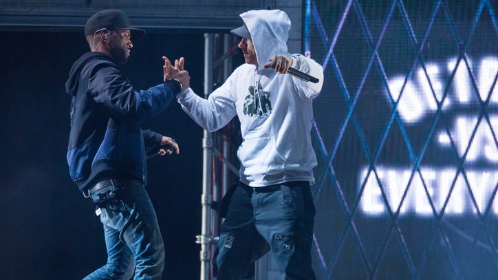 Big Sean Brings Out Eminem, Lil Wayne at Epic Detroit Show