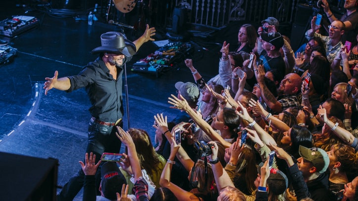 Tim McGraw Brings 'Damn Country' to the Big City: Our Best Photos