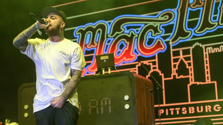 Watch Mac Miller Go 'Stone Cold' Steve Austin During Encore