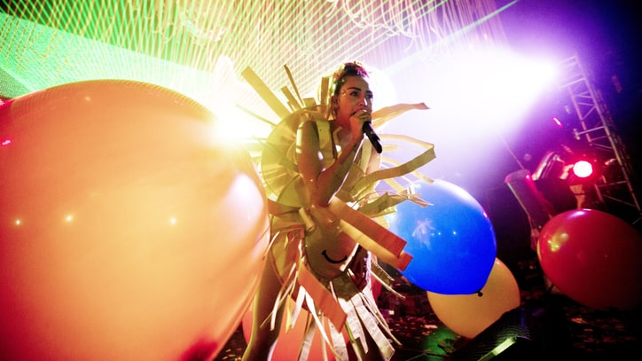Miley Cyrus, Flaming Lips Stage Surreal Spectacle at Dead Petz Tour Opener