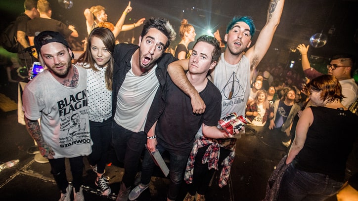 Mark Hoppus, Chris Carrabba on How Emo Night Vindicated the Scene