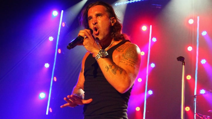 Watch a Confused Scott Stapp Review 'Creed'