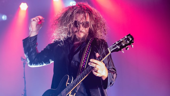 My Morning Jacket Pay Tribute to Eagles of Death Metal, Paris Victims