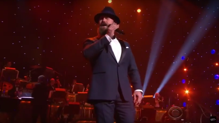 See Zac Brown Sing Sinatra's 'The Way You Look Tonight'