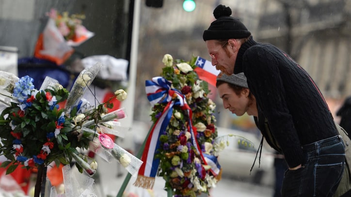 Eagles of Death Metal Return to Bataclan, Thank U2