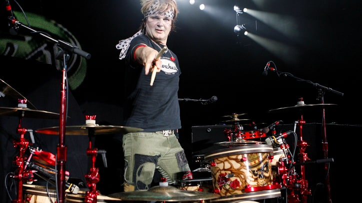 Poison's Rikki Rockett Reveals Cancer Battle