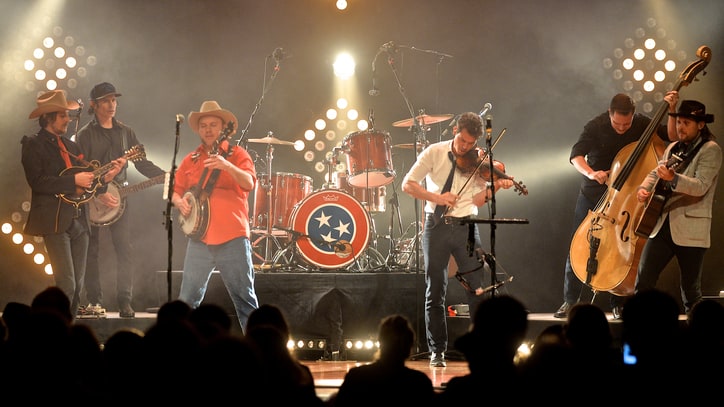 Old Crow Medicine Show to Stream Annual New Year's Show