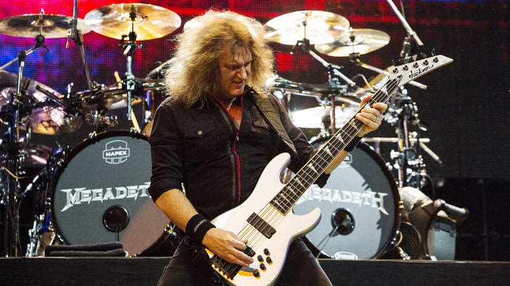 Hear Megadeth Shred Guitar on 'Dystopia' Title Track