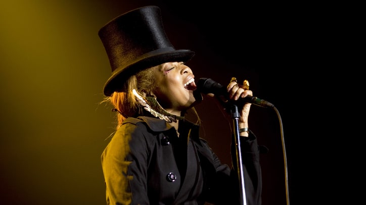 Erykah Badu on Covering Drake, Duetting With André 3000, Her New Mixtape