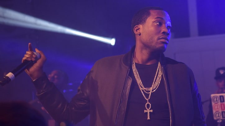 Meek Mill Rekindles Drake Beef With Surprise '4/4' EP