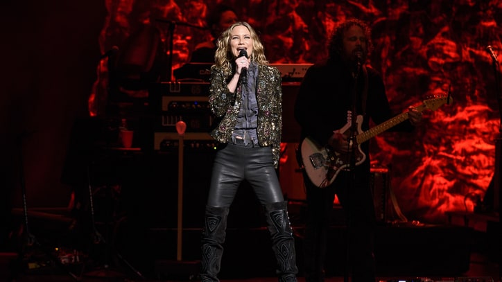 Jennifer Nettles Raps, Brandy Clark Debuts Songs in New York