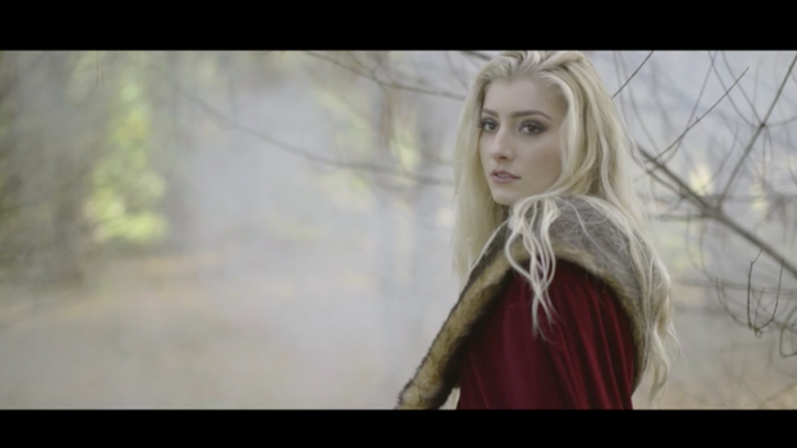 See Electra Mustaine's Country Cover of Megadeth's 'Knew It All'