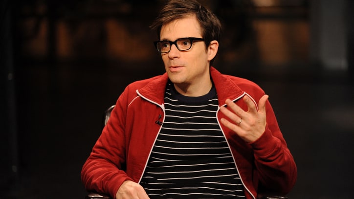 Weezer Fanatic Drops $25,000 to Birdwatch With Rivers Cuomo