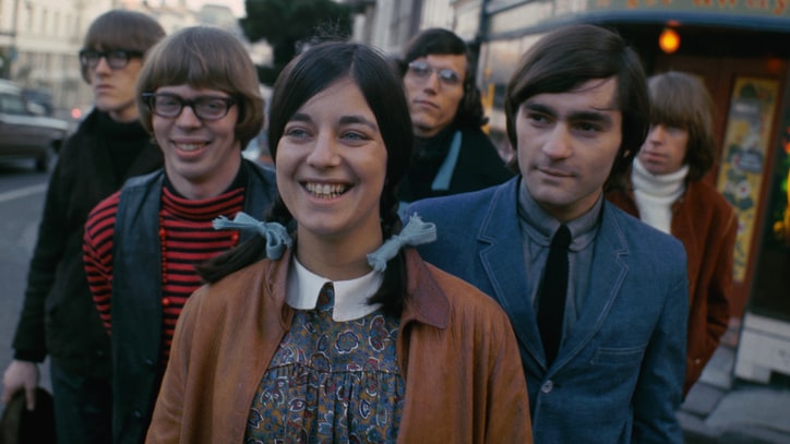 Signe Anderson, Original Jefferson Airplane Singer, Dead at 74
