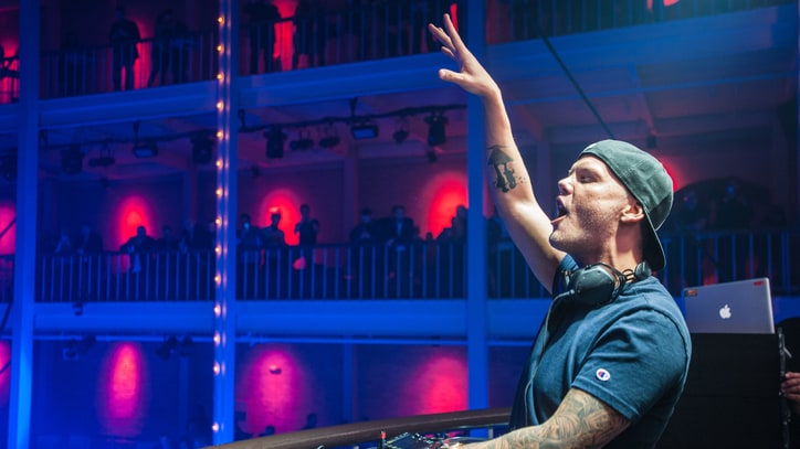 Go Inside Rolling Stone's Big Game Bash With Avicii, Elle King, Travis Scott