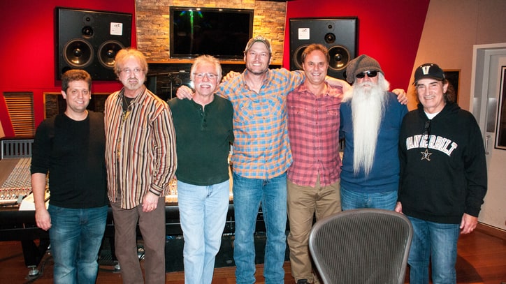 Blake Shelton Recruits Oak Ridge Boys for New Album: Ram Report