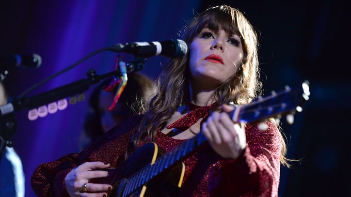 Watch Jenny Lewis, Jimmy Buffett Cover Traveling Wilburys