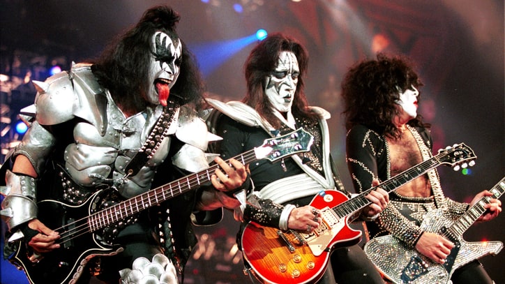 Flashback: Kiss Play Their Final Classic-Lineup Show