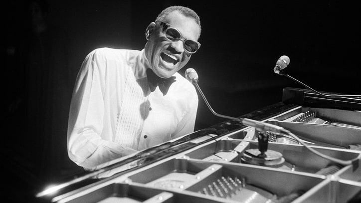 Watch Obama, Usher, Demi Lovato Honor Ray Charles at White House