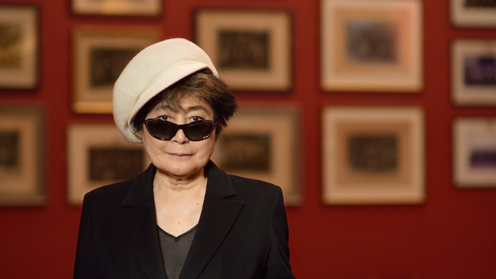 Yoko Ono Hospitalized in New York