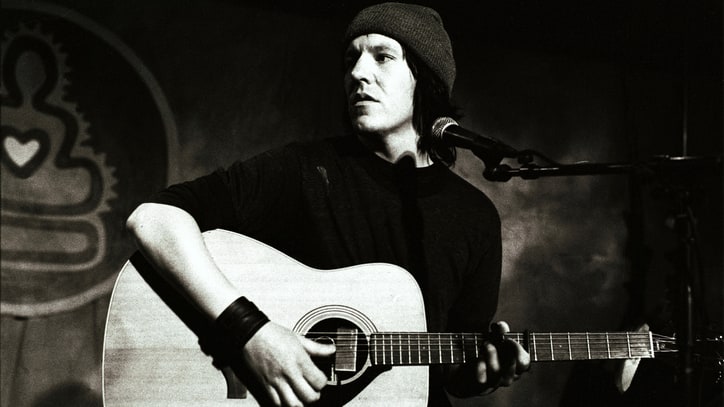J. Mascis, Waxahatchee Tapped for Elliott Smith Tribute Album