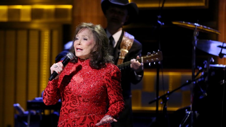 See Loretta Lynn's Sassy 'Everything It Takes' on 'Fallon'