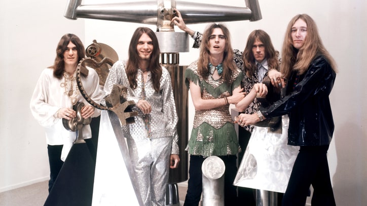 Hear How Alice Cooper's Infamous Chicken Incident Really Happened