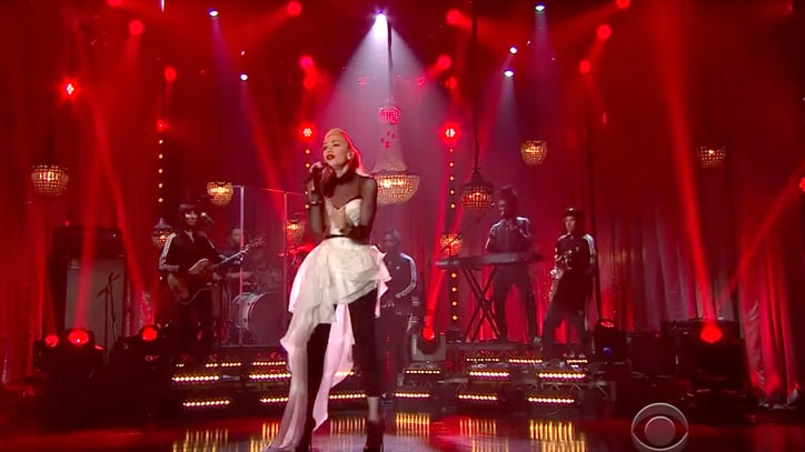 Watch Gwen Stefani's Vibrant 'Make Me Like You' on 'Late Late Show'