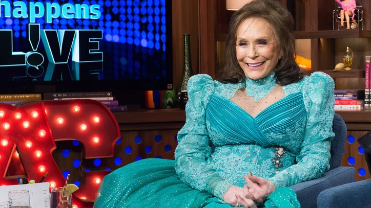 5 Things We Learned About Loretta Lynn on 'Watch What Happens Live'