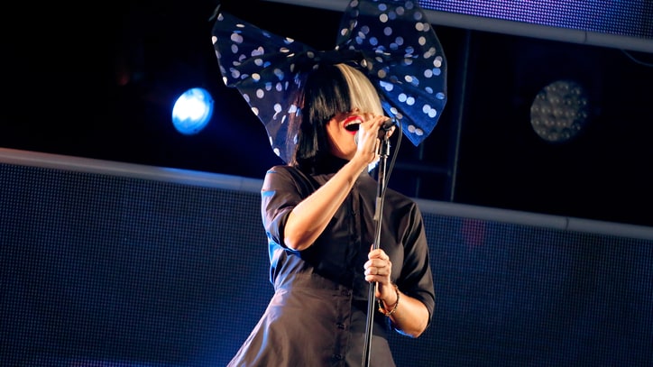 Watch Sia Soar Through 'Bird Set Free' on 'Kimmel'