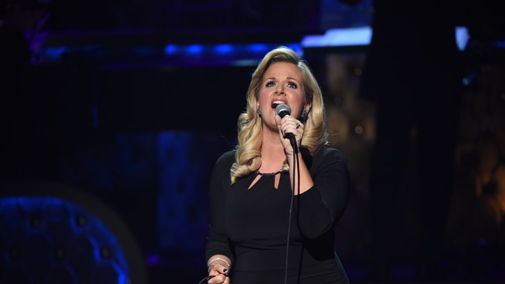 Hear Trisha Yearwood's Soaring 'Broken' From 'The Passion'