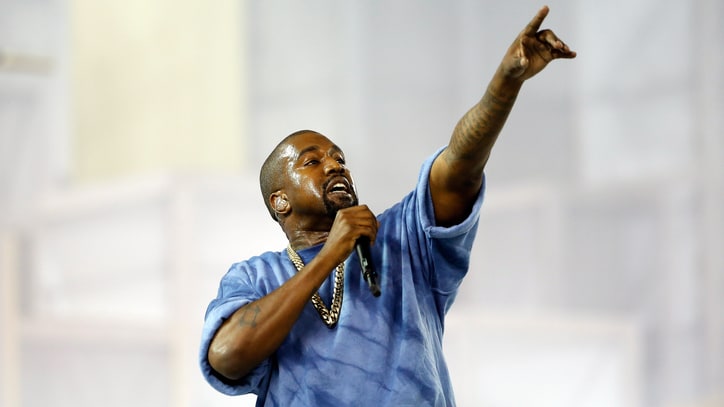 10 Musicians You Need to Follow on Twitter