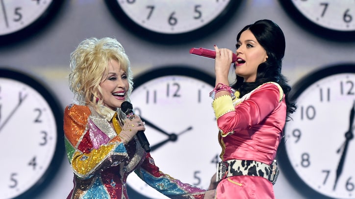 See Dolly Parton and Katy Perry's Colorful ACM Awards Duet