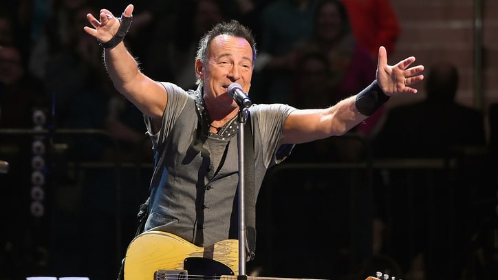 Watch Bruce Springsteen Perform 'Shout' With Bob Seger