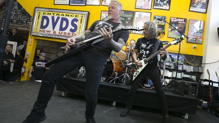 Record Store Day 2016: See Photos of Metallica, Mumford & Sons and More