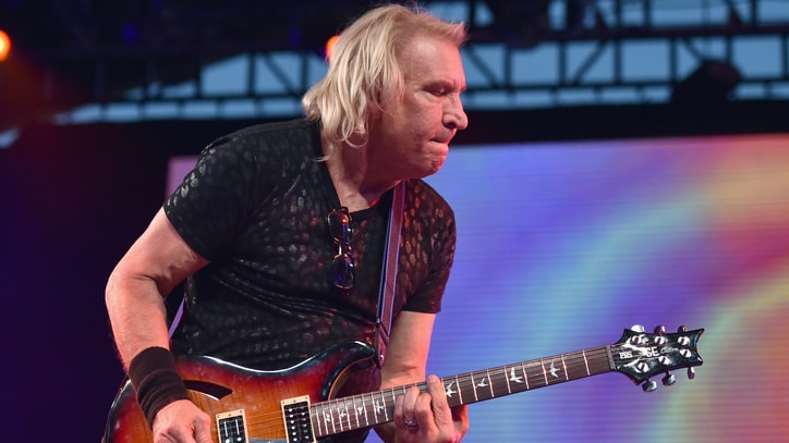 Joe Walsh Nixes Concert After GOP Ties Revealed