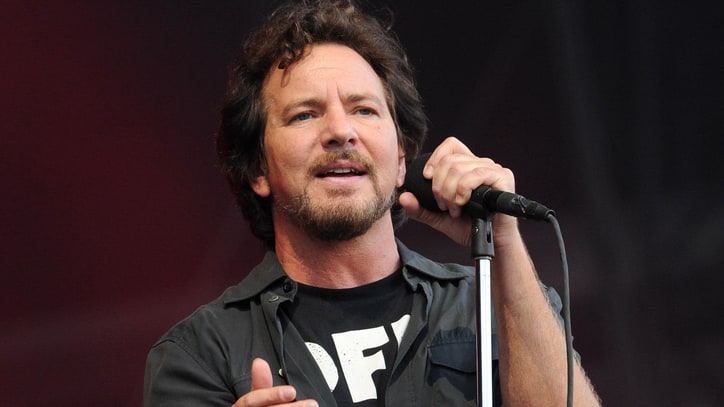 Hear Eddie Vedder and Daughter Cover 'Batman' Theme