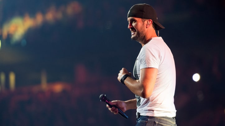 See Luke Bryan and Little Big Town's Seductive Live Mash-Up
